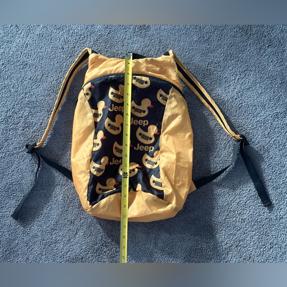 Jeep Yellow Black Rubber Duck Foldable Zipper Backpack Lightweight Reusable - Picture 4 of 6